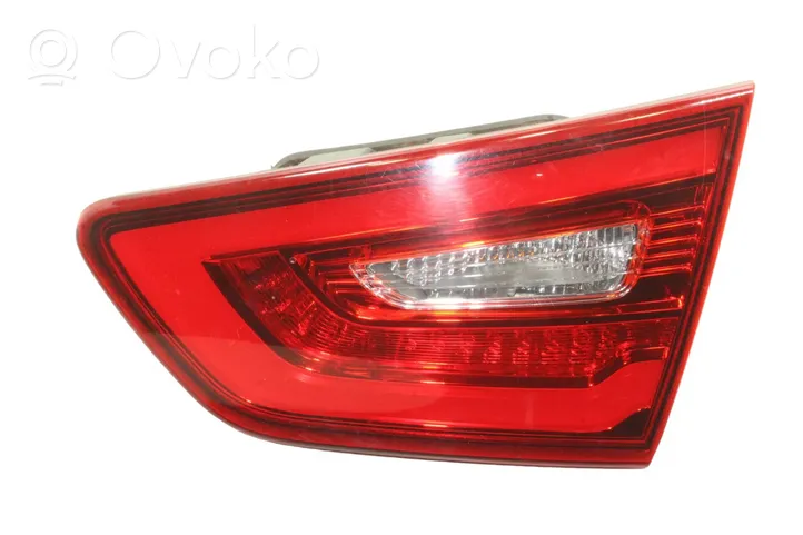 KIA Optima Takaluukun takavalot 924044U510