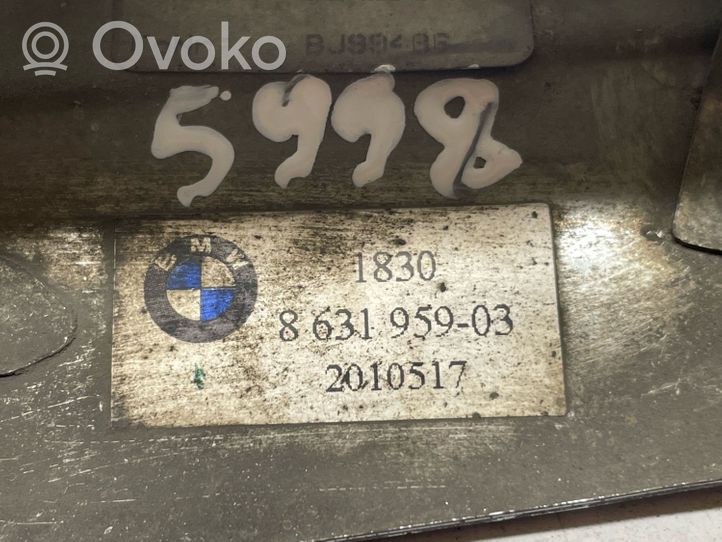 BMW 5 G30 G31 Duslintuvo antgalis 18308631959