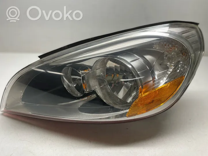 Volvo V60 Lampa przednia 89905475