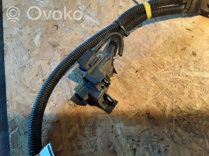 Volvo V40 Câble de batterie positif 31327916