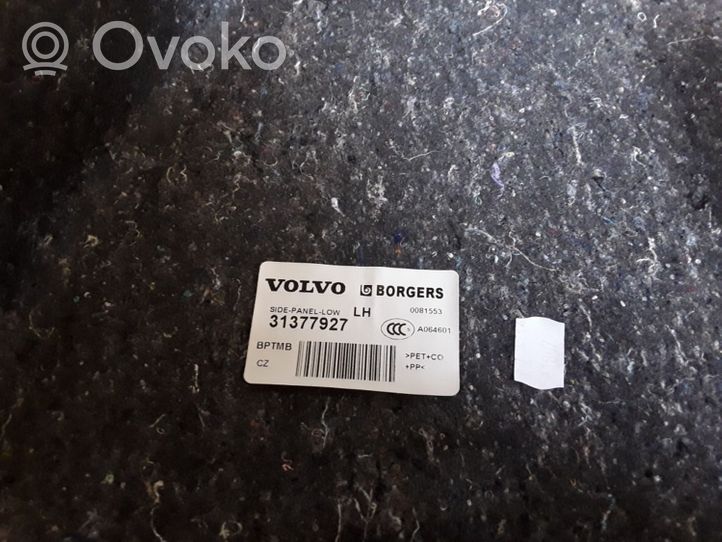 Volvo V40 Tavaratilan/takakontin alempi sivuverhoilu 31377927