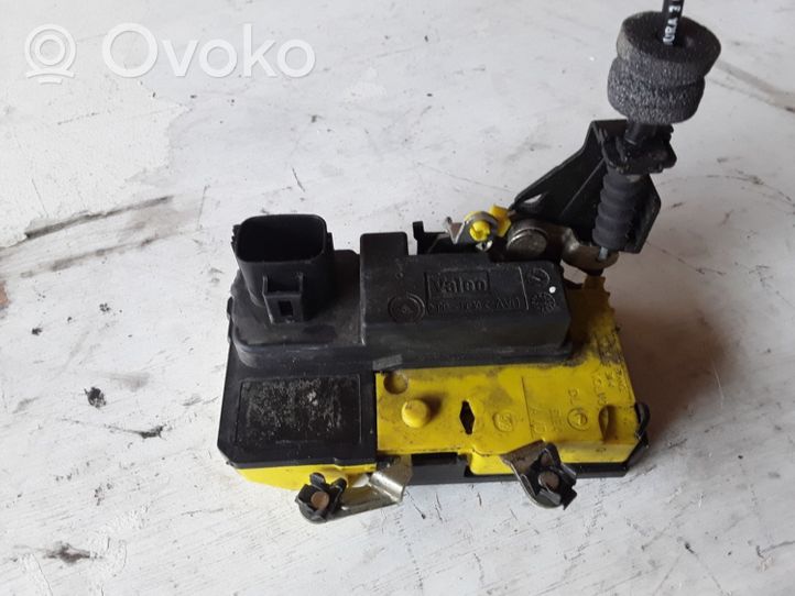 Volvo XC90 Front door lock 