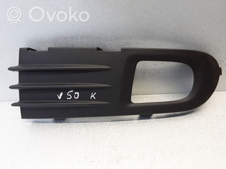 Volvo V50 Front fog light trim/grill 30655884