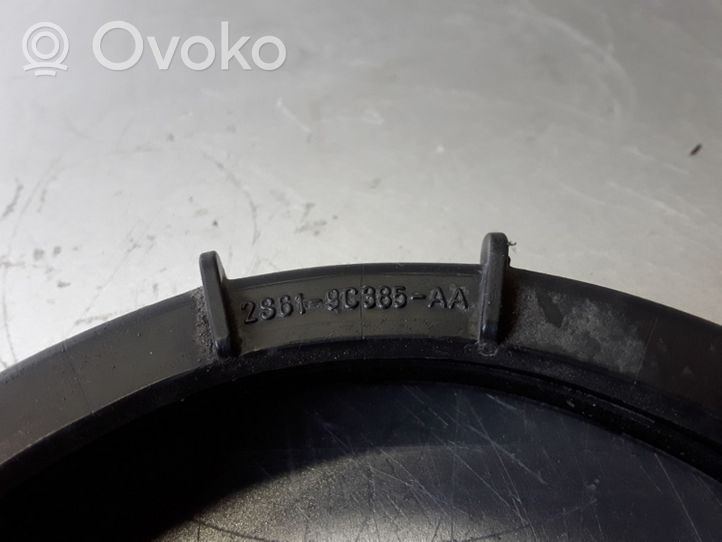 Volvo C30 Polttoainesäiliön pumpun ruuvin lukkorenkaan mutteri 2S619C385AA