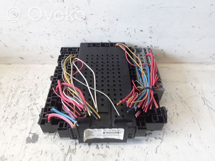 Volvo S60 Module de fusibles 8676286