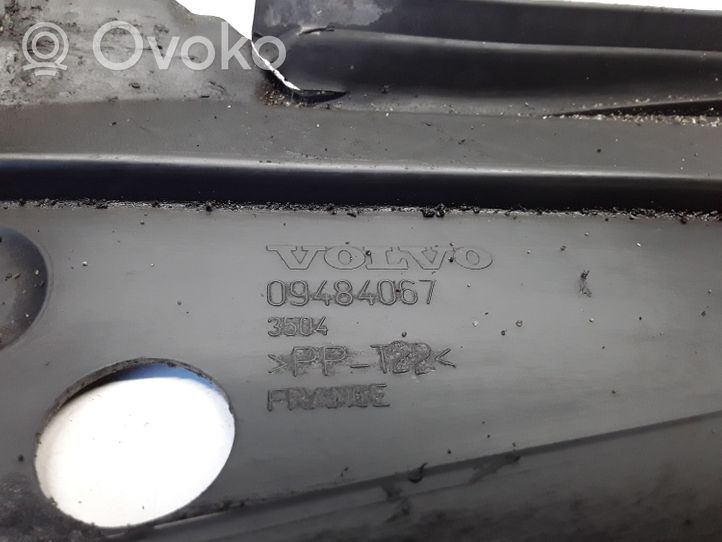 Volvo S60 Osłona pod zderzak przedni / Absorber 09484067