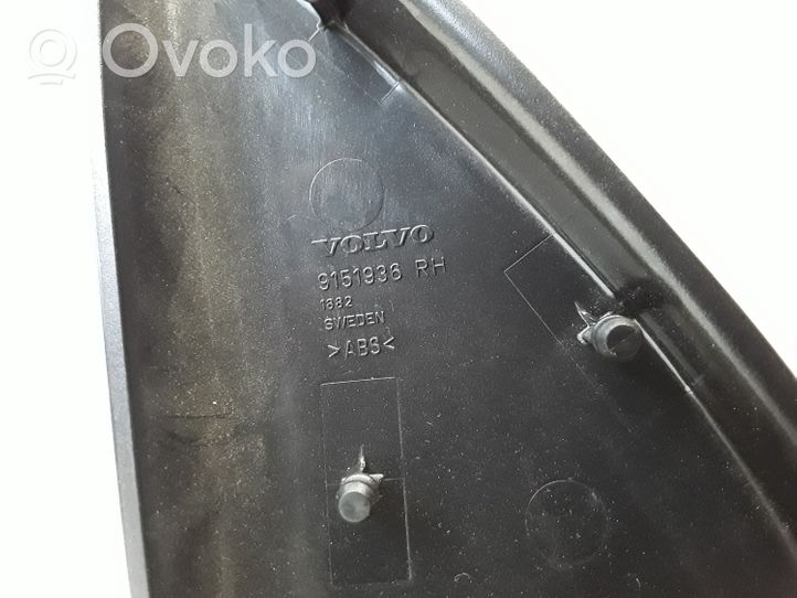 Volvo V70 Coque de rétroviseur 9151936