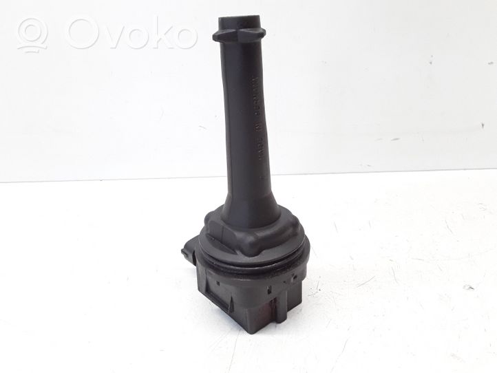 Volvo XC70 Bobine d'allumage haute tension 0221604001