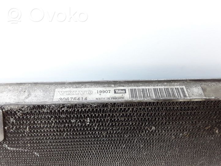 Volvo V70 Радиатор охлаждения кондиционера воздуха 30676414