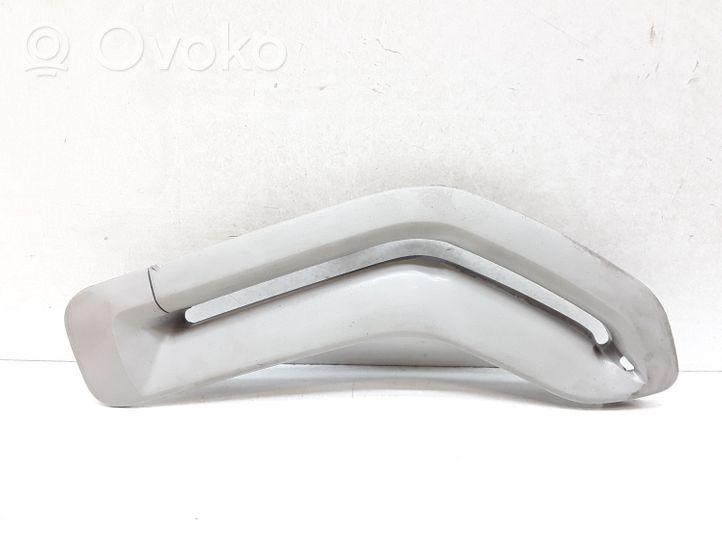 Volvo XC70 Seat belt trim 