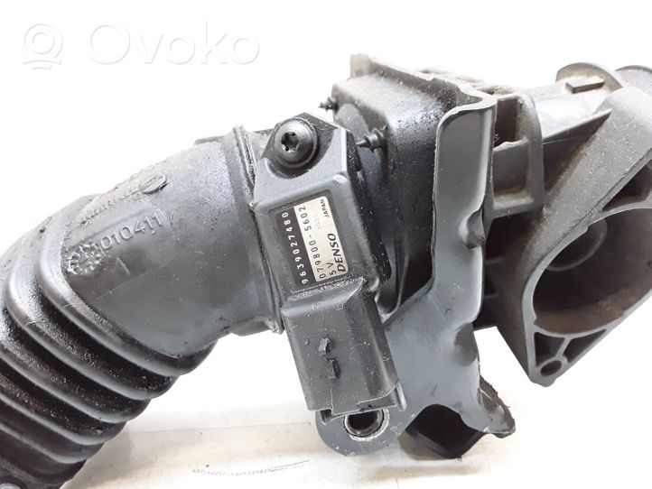 Volvo V50 Turboahtimen ilmanoton letku 25344296