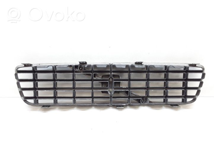 Volvo S60 Front bumper upper radiator grill 9190740