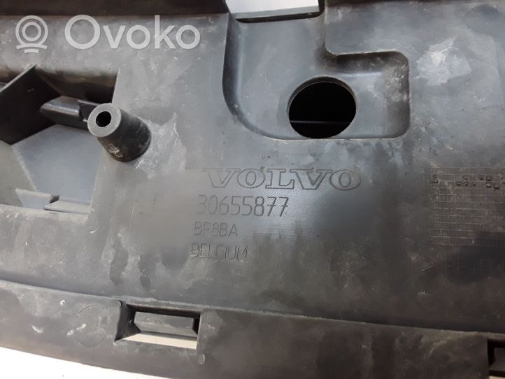 Volvo V50 Belka zderzaka przedniego 30655877