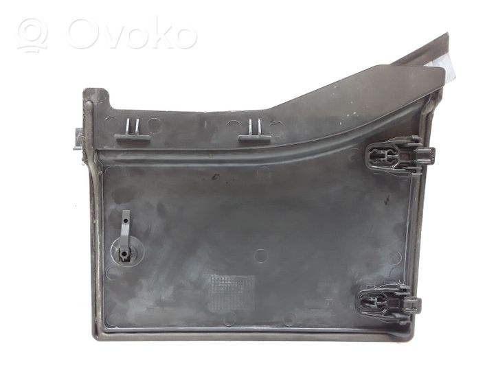 Volvo V60 Fuse box cover 31202084