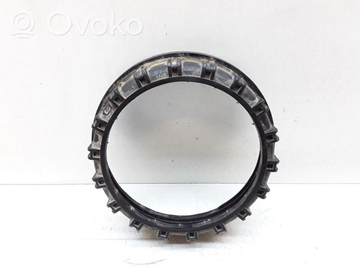 Volvo S40, V40 In tank fuel pump screw locking ring/nut 