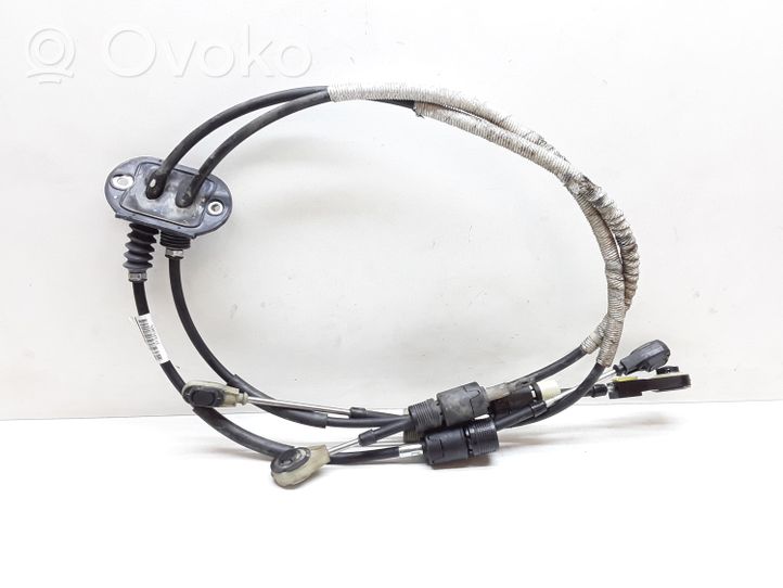 Volvo XC60 Gear shift cable linkage 31325365