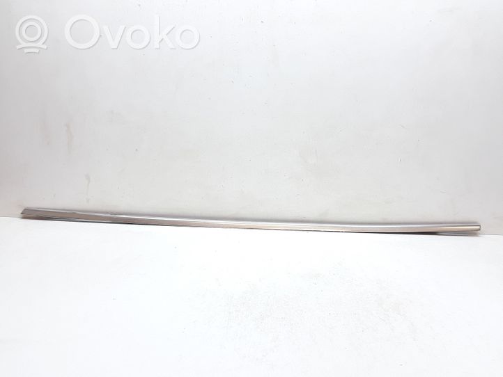 Volvo XC60 Front door glass trim molding 31297679