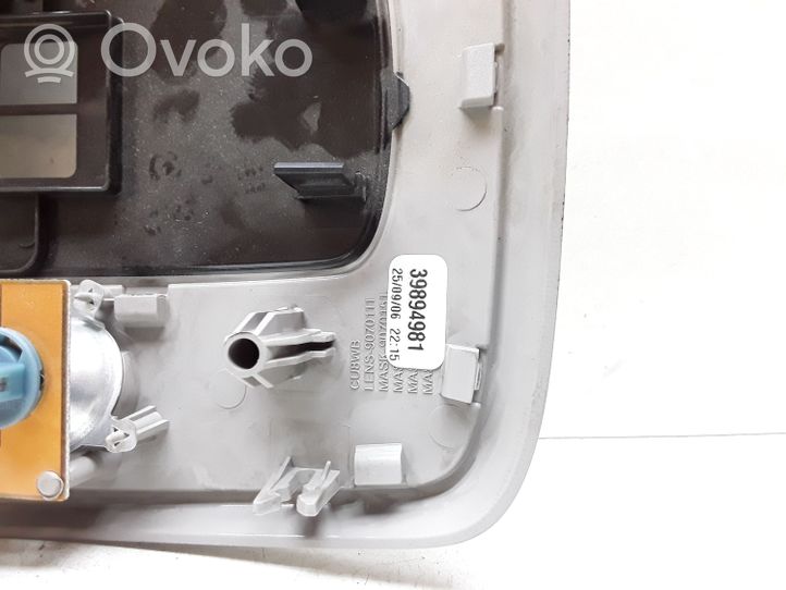 Volvo V50 Światło fotela przedniego 39894981