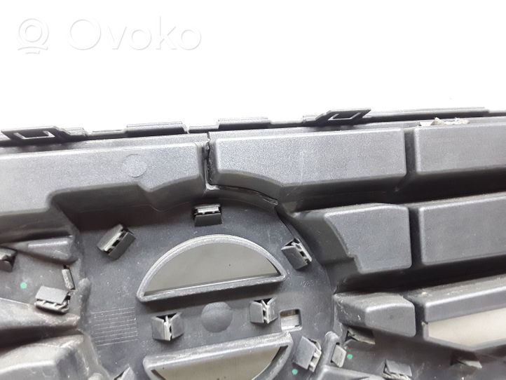 Volvo S60 Maskownica / Grill / Atrapa górna chłodnicy 31333690