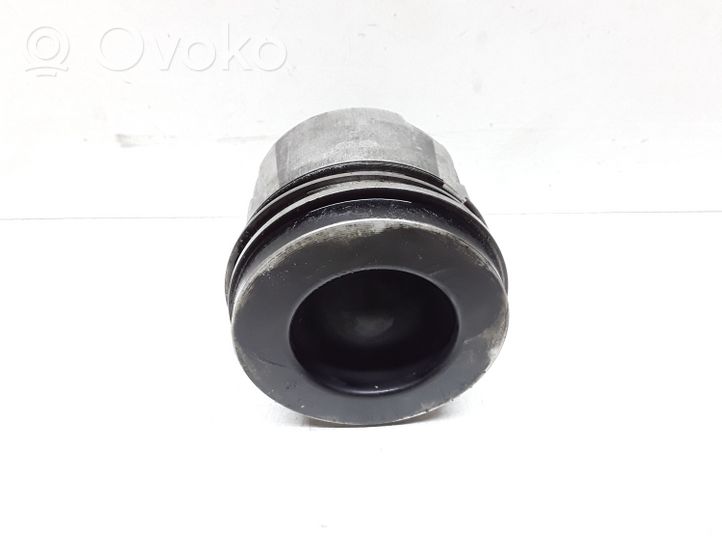 Volvo V70 Piston 