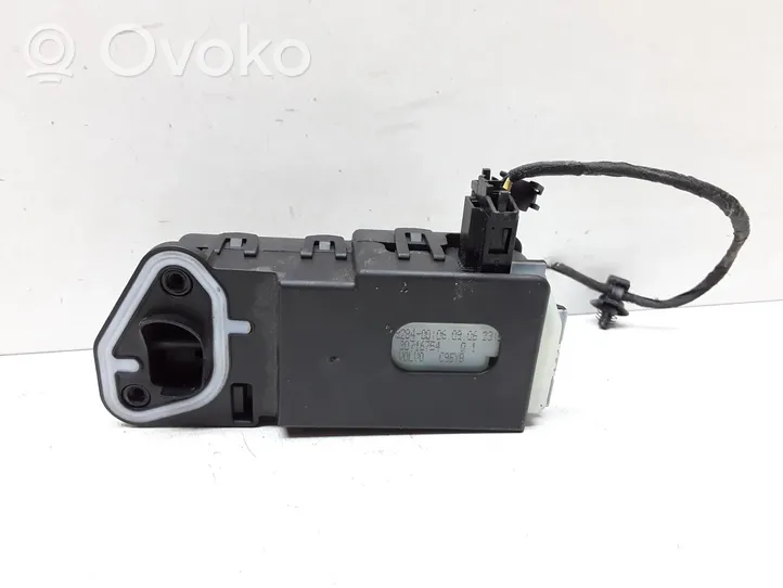 Volvo V50 Siłownik klapki wlewu paliwa 30716754