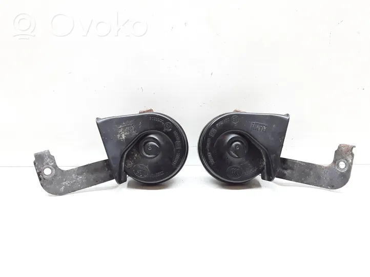 Volvo S40 Horn signal 30796711