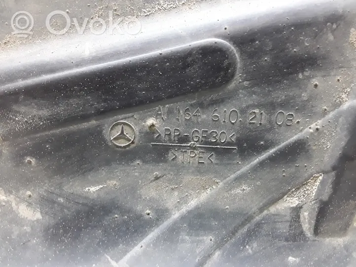 Mercedes-Benz ML W164 Couvre soubassement arrière A1646102108