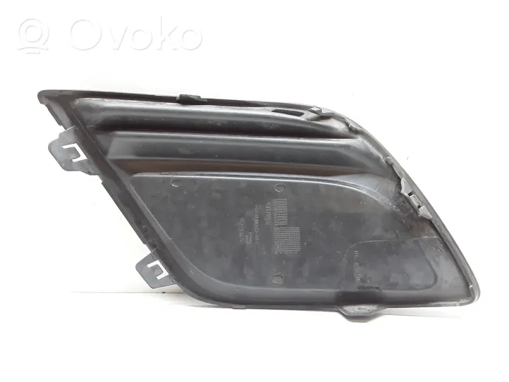 Volvo XC60 Kratka dolna zderzaka przedniego 31290657