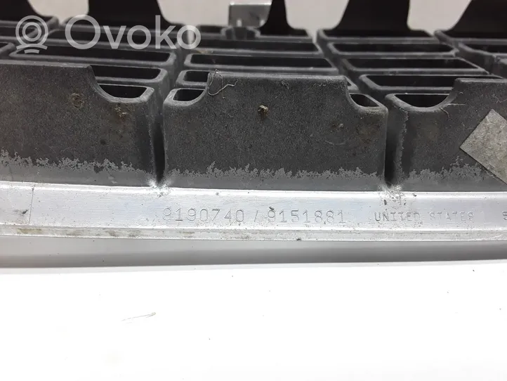 Volvo S60 Maskownica / Grill / Atrapa górna chłodnicy 9190740