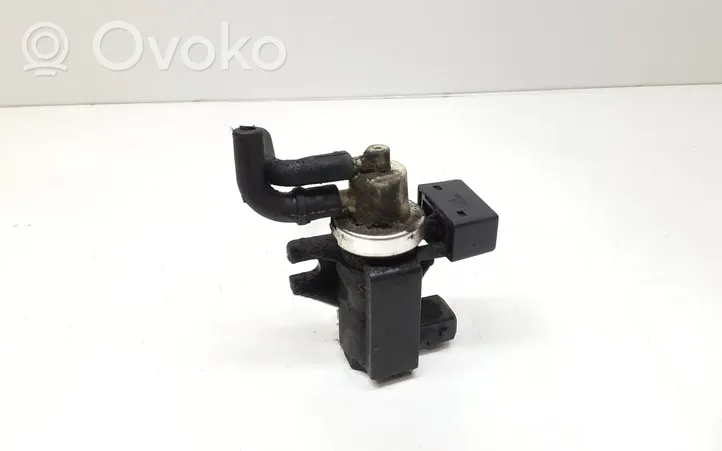 Volvo S60 Turboahtimen magneettiventtiili 30637251