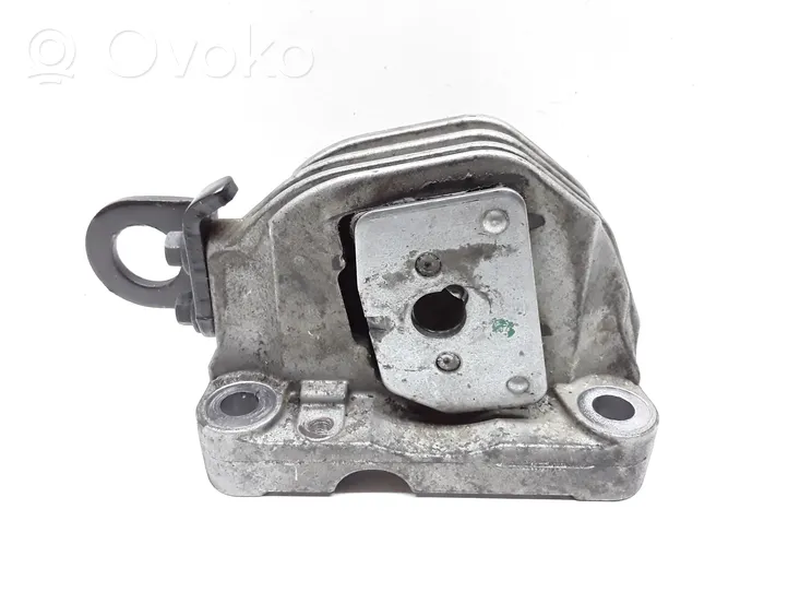 Volvo XC90 Engine mount bracket 30776354