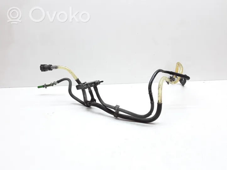 Volvo V50 Fuel line/pipe/hose 9635692580