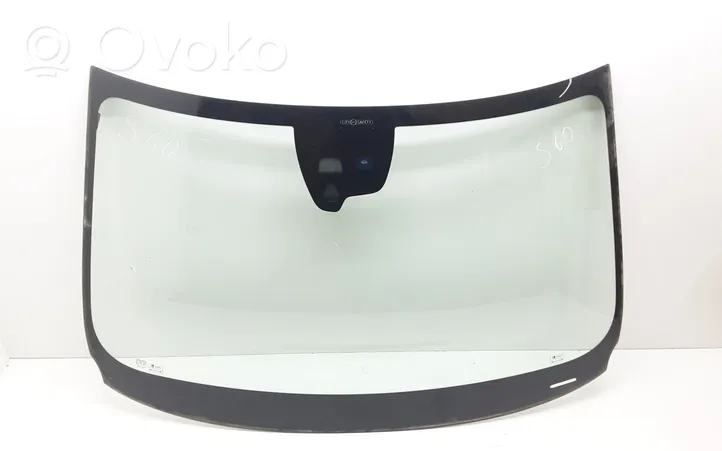 Volvo S60 Front windscreen/windshield window 