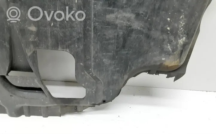 Volvo C30 Moottorin alustan välipohjan roiskesuoja 
