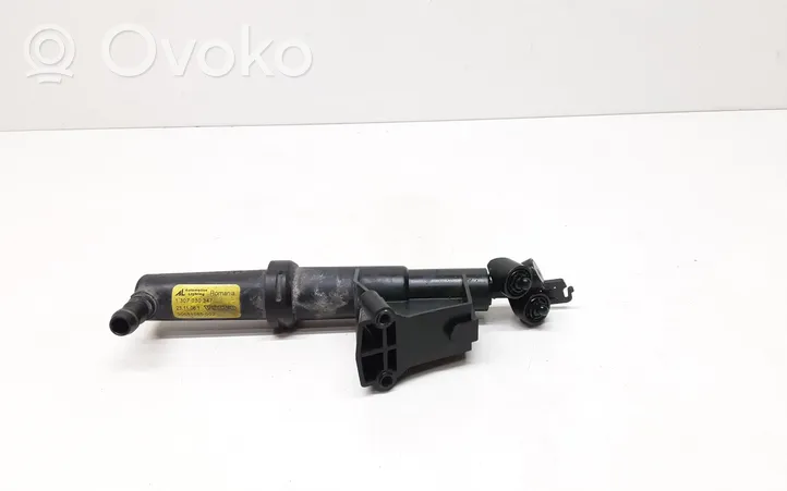 Volvo C30 Headlight washer spray nozzle 1307030347