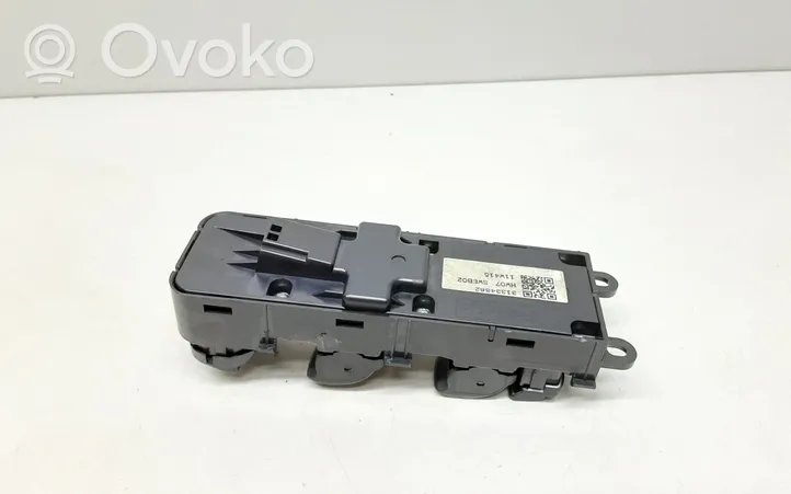Volvo V70 Electric window control switch 31334882