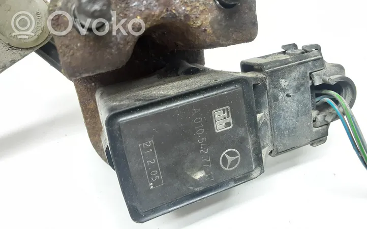 Mercedes-Benz E W211 Sensore di livello faro/fanale A0105427717