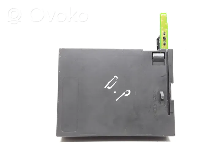 Volvo V50 Oven ohjainlaite/moduuli 30737681