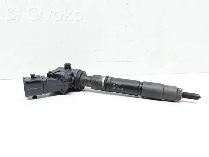 Volvo V60 Fuel injector 31405404