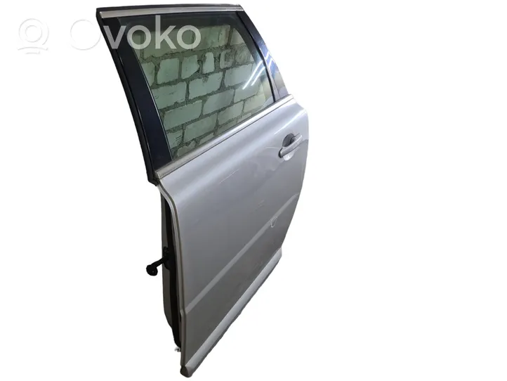 Volvo V70 Rear door 