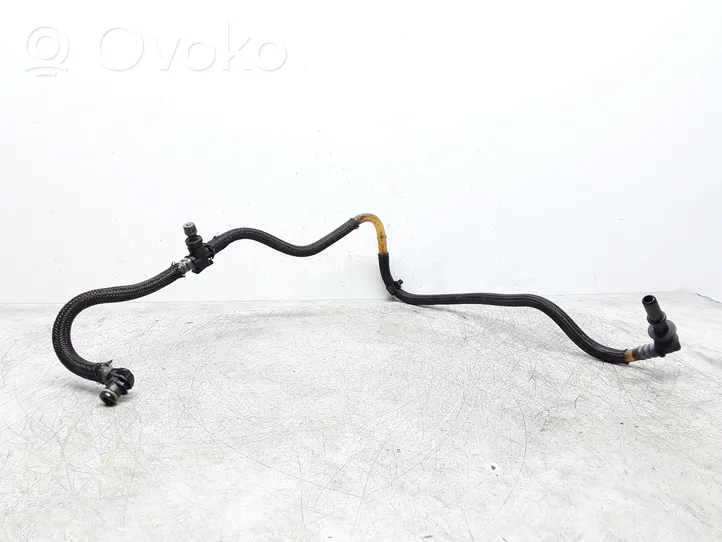 Volvo V70 Fuel line/pipe/hose 