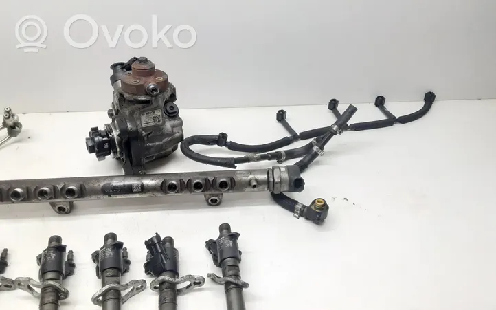 Volvo V60 Kit d'injection de carburant 0445010681