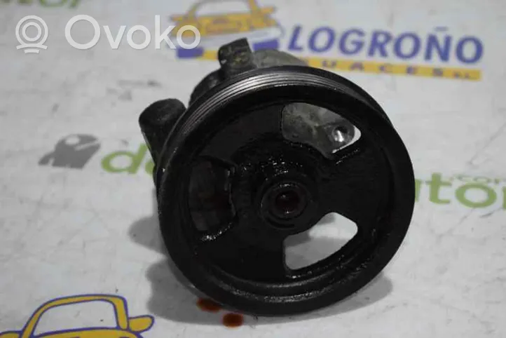 Renault Vel Satis Power steering pump 8200223611