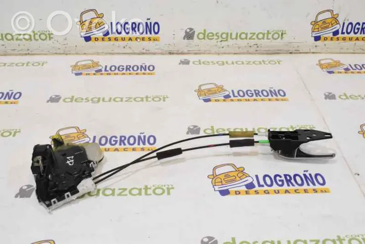 Toyota Prius (XW50) Serratura portiera anteriore 6903047081