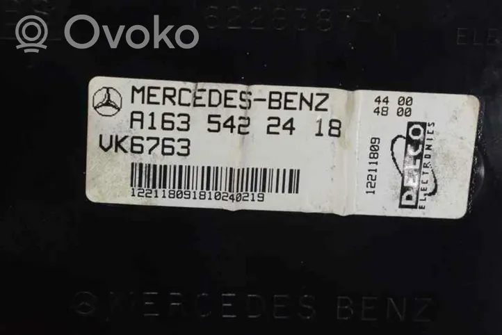 Mercedes-Benz ML W163 Panel oświetlenia wnętrza kabiny A1638204801