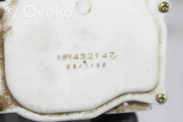 Mitsubishi L200 Moteur de centralisation serrure de porte arrière MR432147