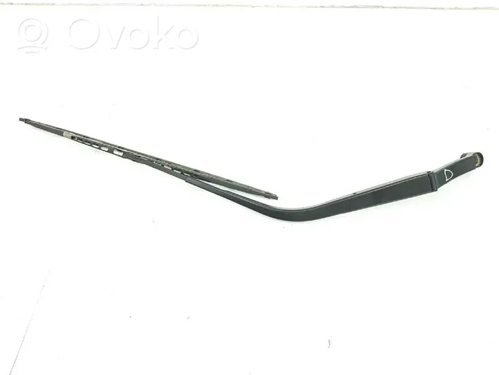 Mitsubishi Outlander Braccio della spazzola tergicristallo anteriore 8250A172