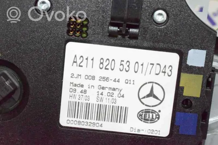 Mercedes-Benz E W211 Отделка консоли освещения 2118207101