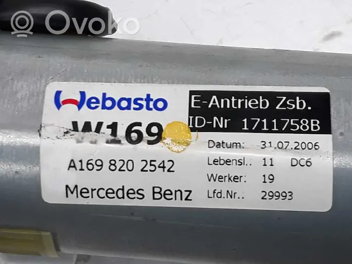 Mercedes-Benz B W245 Instalacja szyberdachu elektrycznego A1698202542