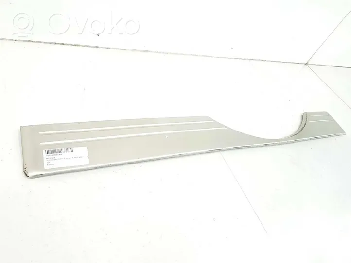 Toyota Land Cruiser (HDJ90) Listwa wykończeniowa drzwi przesuwanych 7680160030